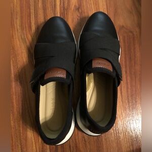 Clarks Sneakers Dash Lite Strap - Size 8M